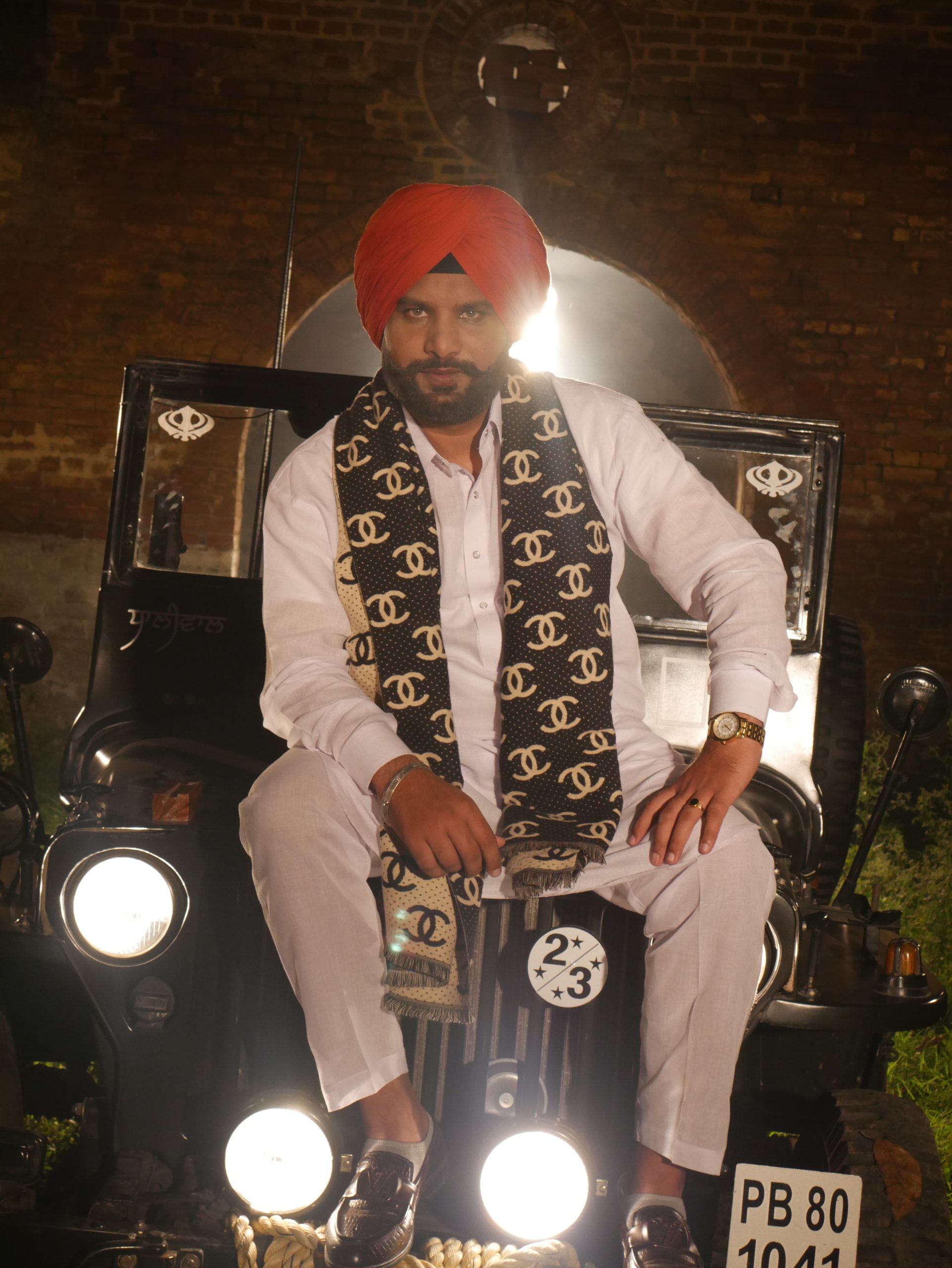 Contact 3 00000266 scaled